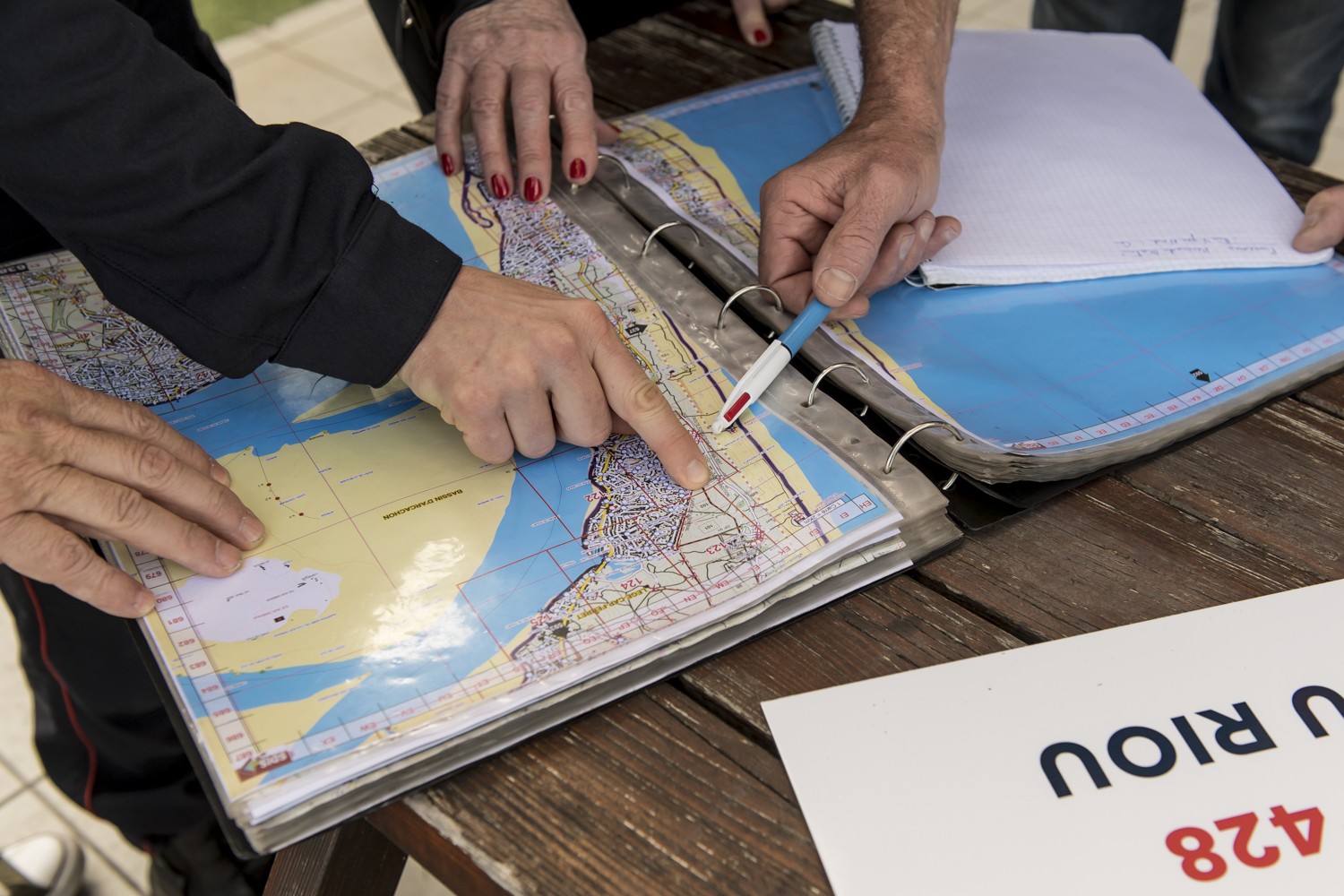 La presqu’île a été divisée en secteurs pour faciliter l’intervention des secours.