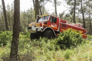 Les secours en train d'intervenir sur un incendie à Lège-Cap Ferret